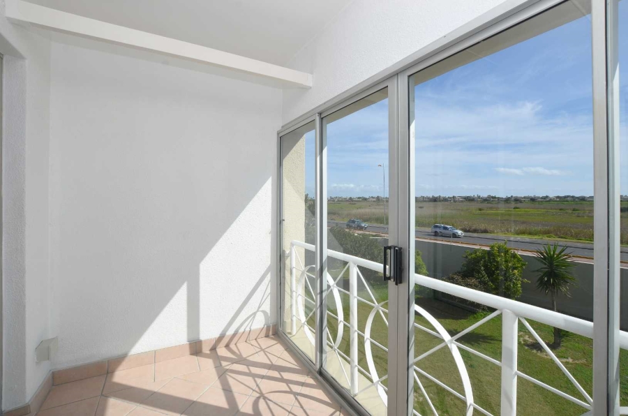 To Let 2 Bedroom Property for Rent in Milnerton Western Cape
